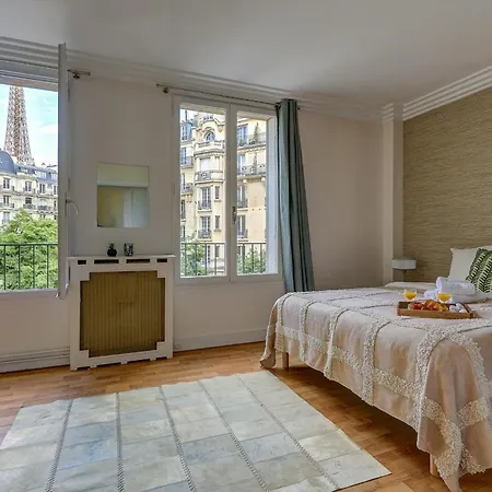 Bnbnova -1br - Champ De Mars & Eiffel Tower *